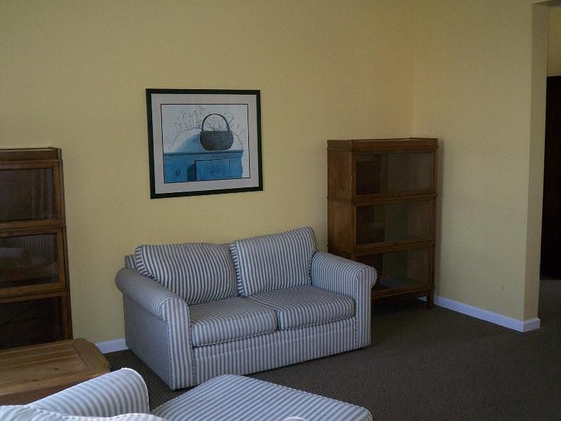 2nd image of 3025 Grace Ln