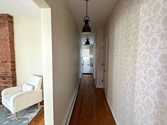 2nd image of 19 Wyatt St #19