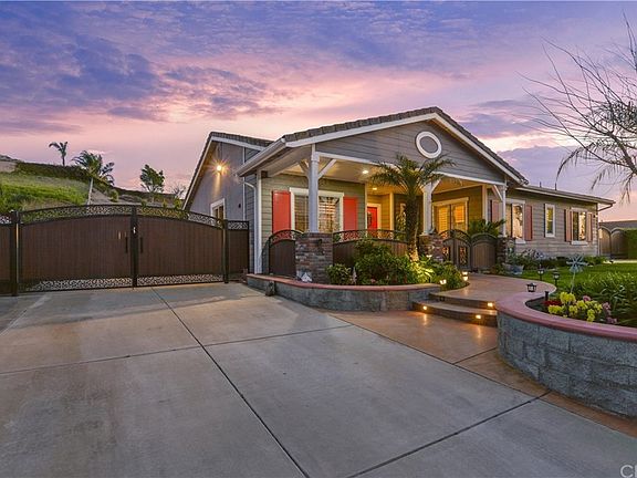 4th image of 532 Branding Iron Way