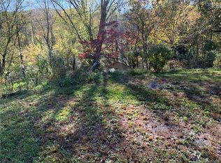 205 Max Metcalf Rd, Swannanoa, NC 28778