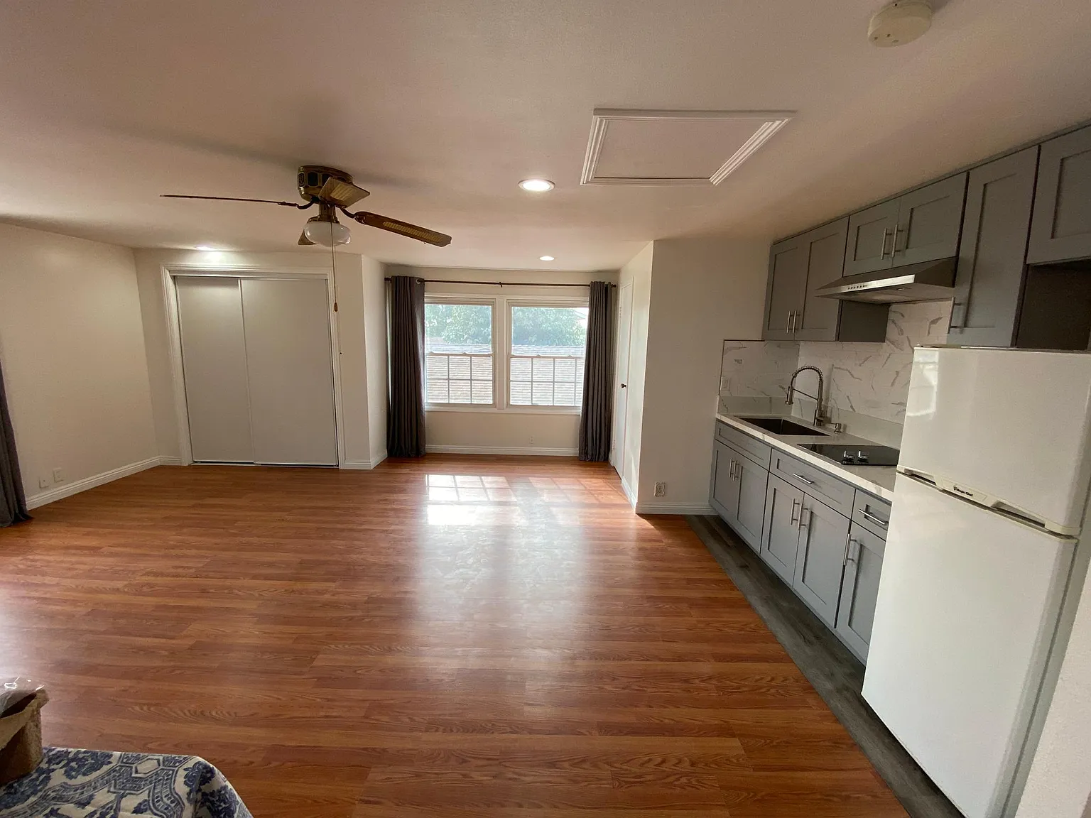 Studio, 440 sqft, $1,900 — Photo 2