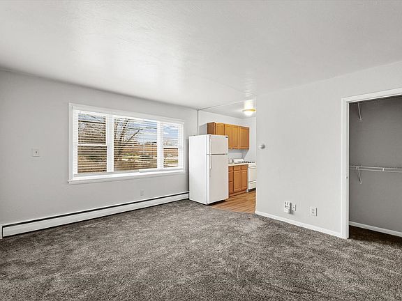 4th image of 2214 1/2 Peirce Ave #112