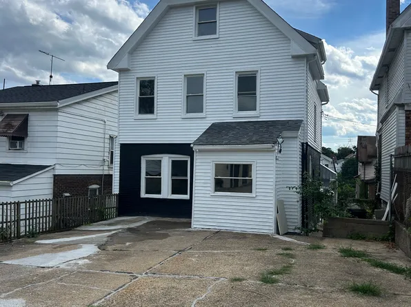 516 Giffin Ave, Pittsburgh, PA 15210