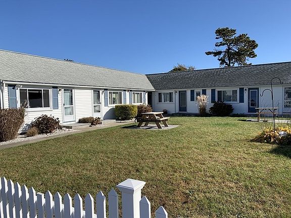2nd image of 174 Captain Chase Rd #4