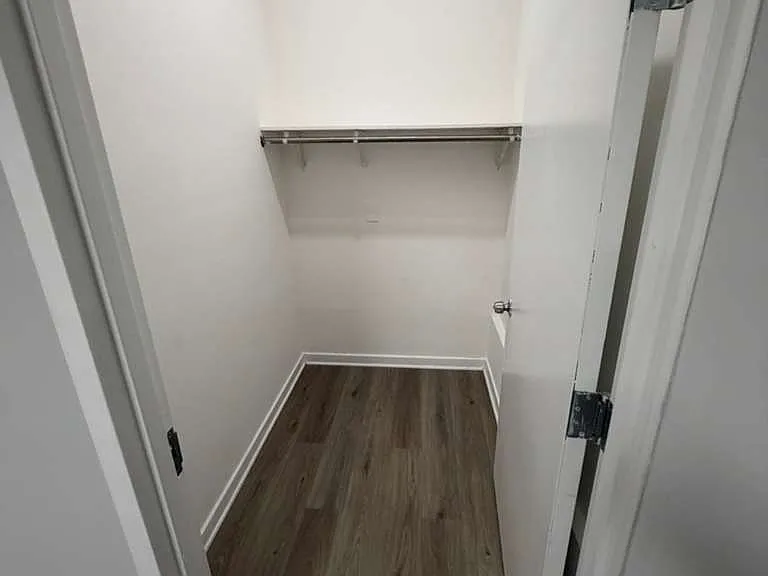 196 Rosa Parks Blvd #8 — Photo 6
