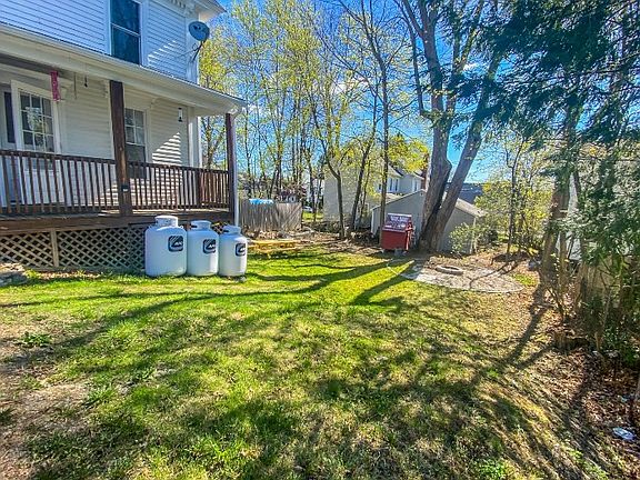 4th image of 45 S Chestnut St #3