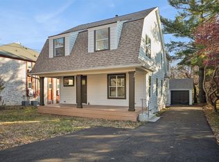 415 42nd St, Des Moines, IA 50312