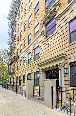 Rented by Keller Williams NYC | media 35