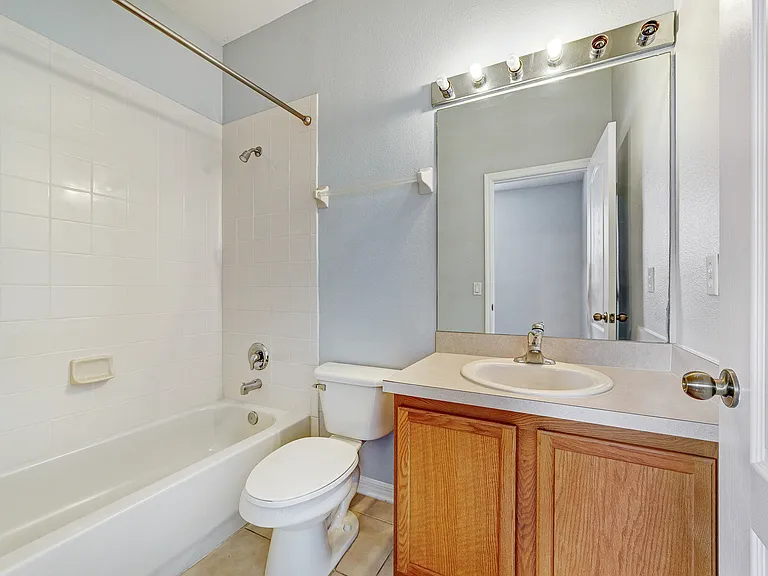 3486 Wilshire Way Rd #1 — Photo 10