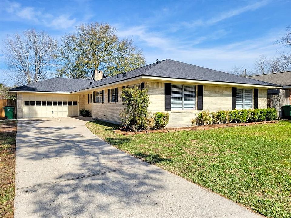 1st image of 2122 De Milo Dr