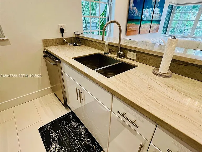 600 Euclid Ave #5B — Photo 7