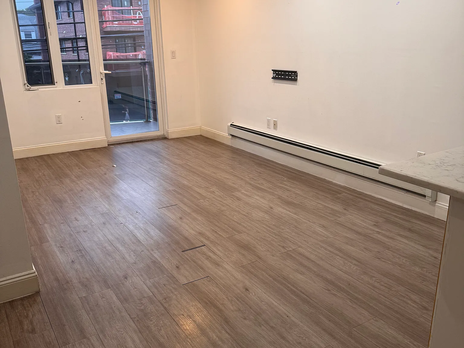 2 bed, 960 sqft, $3,100 — Photo 1