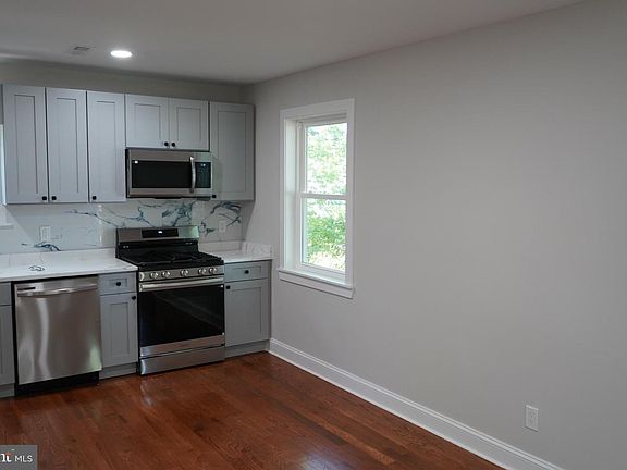 5th image of 111 Mohican Dr