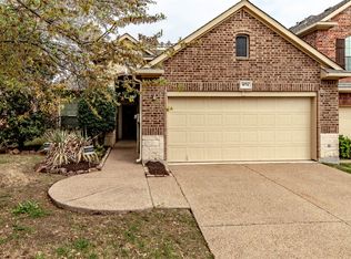 971 Wellington Dr, Lewisville, TX 75067