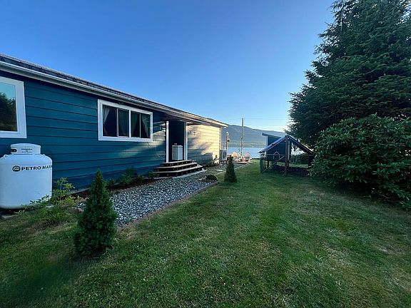 5th image of 5419-5421 Densley Dr