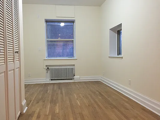 Rented by Waverly Realty Associates | media 37