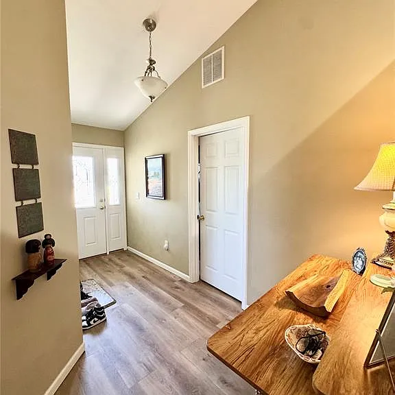 10955 Kentfield Dr — Photo 5