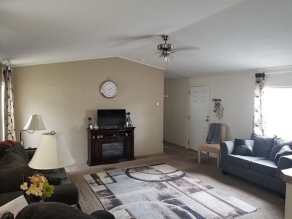 5th image of 7800 Mockingbird Ln