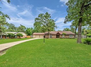 2115 Coe Rd, Pinehurst, TX 77362