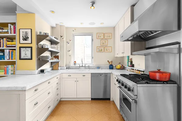 Sold by Corcoran | media 5