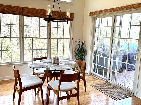 4th image of 23193 Cherry Hill Ct