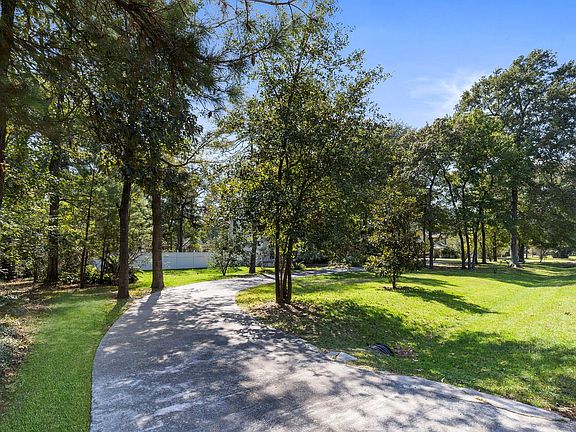 3rd image of 7307 Revelwood Dr