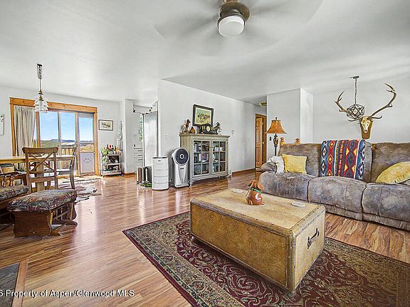 3rd image of 409 High Meadow Ct