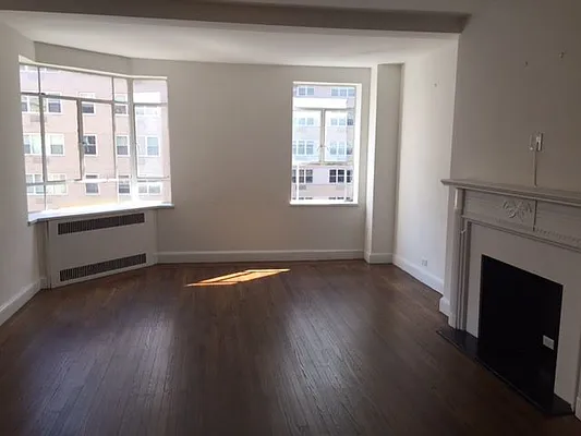 Rented by Solil Management | media 2