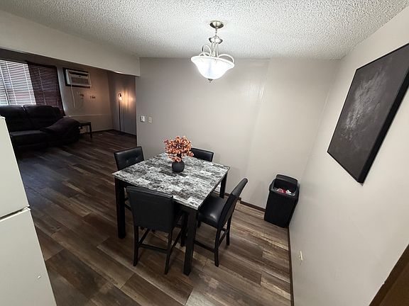 4th image of 504 Kungs Way #A