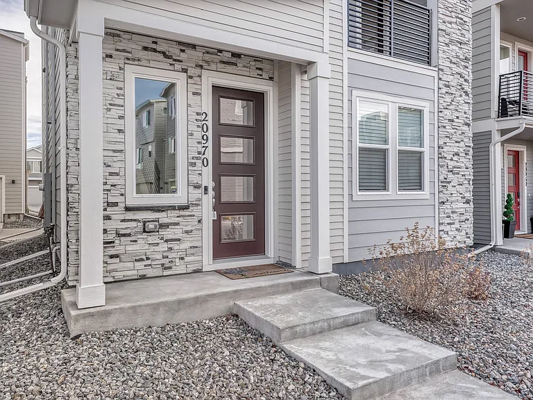 20970 E Quincy Dr — Photo 3