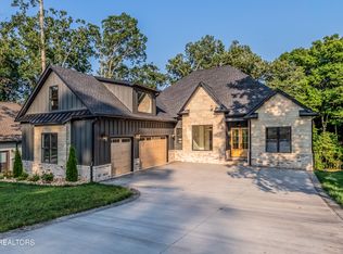 207 Ottawa Pl, Loudon, TN 37774
