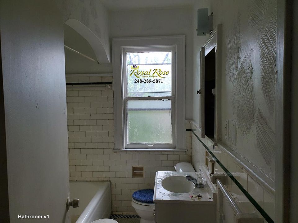 5 - Bathroom v1