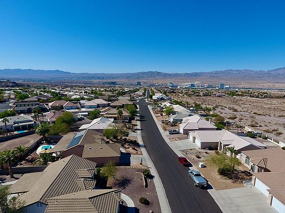 4th image of 2922 La Paloma Dr