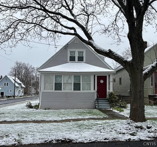 298 Norwood Ave photo 1