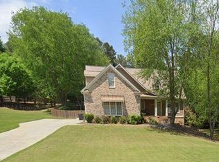 375 Highland Gate Cir, Suwanee, GA 30024
