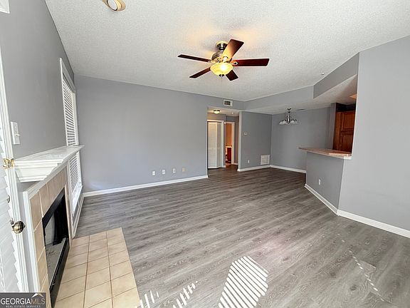 3rd image of 1219 McGill Park Ave NE