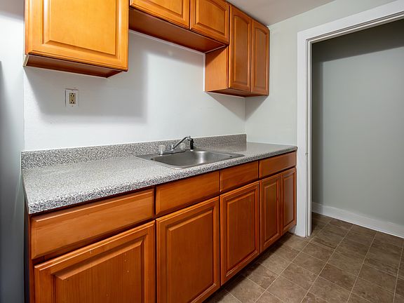 4th image of 3 115th St #11294115