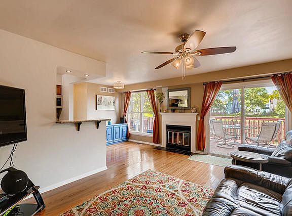 4th image of 358 W Tanglewood Ave