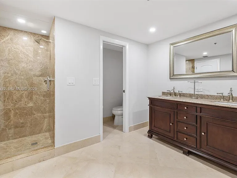10175 Collins Ave #907 — Photo 23