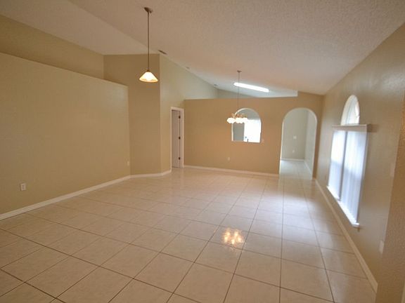 3rd image of 6749 Belmar Dr