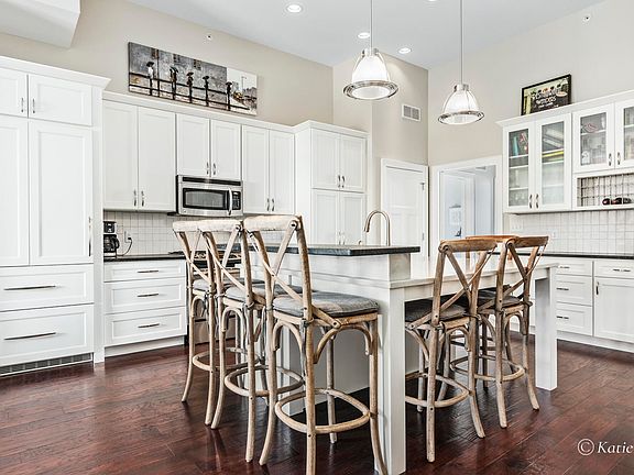 5th image of 759 Bagley Ave SE #3