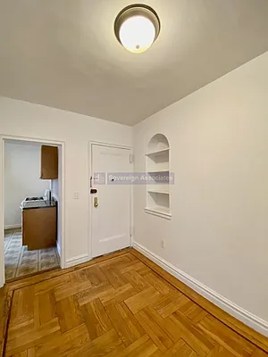 Rented by Sovereign Associates | media 16