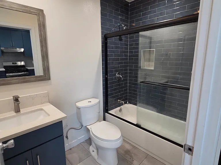 668 S Keenan Ave #C — Photo 8
