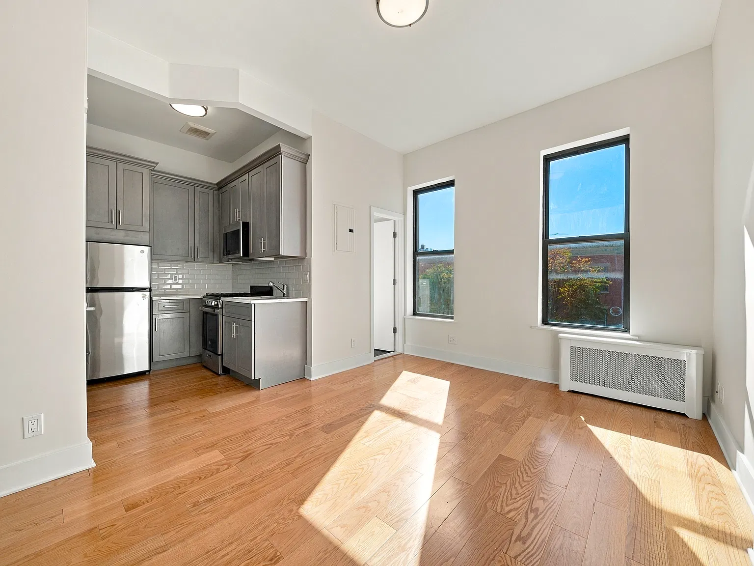 2901 Avenue D — Photo 1