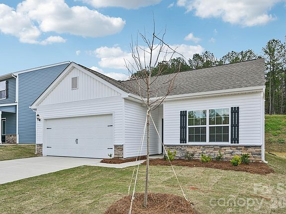 3rd image of 816 Willow Estates Dr