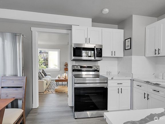 5th image of 4523 E C Street