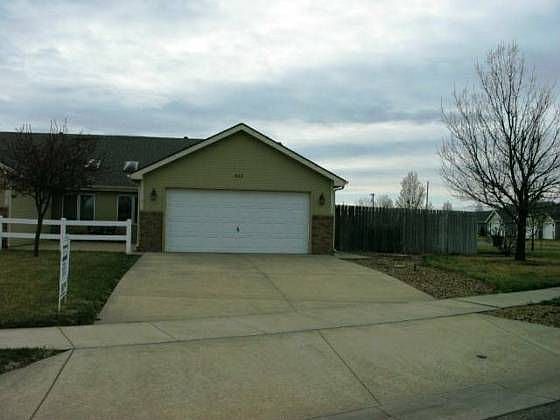 1st image of 902 Faith Dr