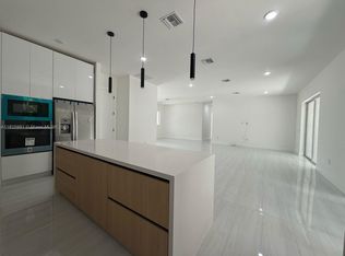1549 NW 26th Pl, Cape Coral, FL 33993