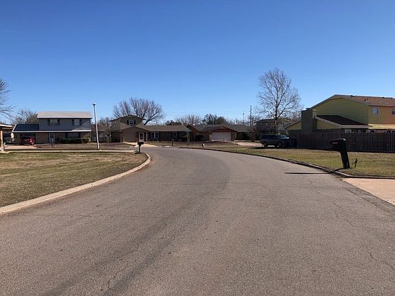 5th image of 6904 SW Forest Ave