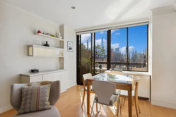 Sold by Corcoran | media 23